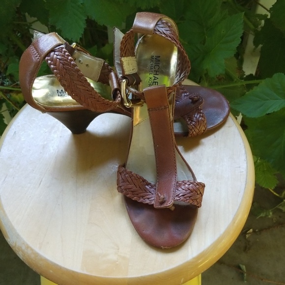 Michael Kors Shoes - Ladies Micharel Kors heels, adorable! Size 10